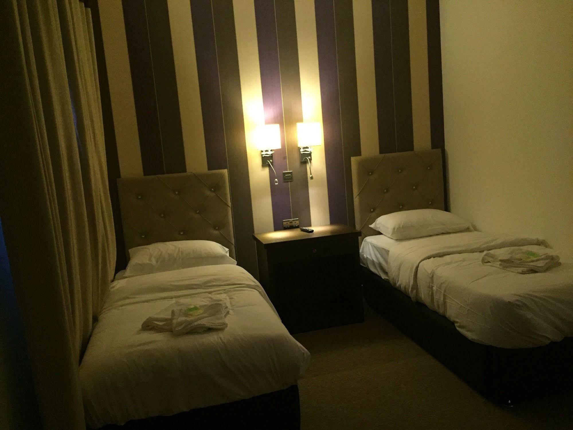 Hotel Grand Sapphire & Banqueting Croydon