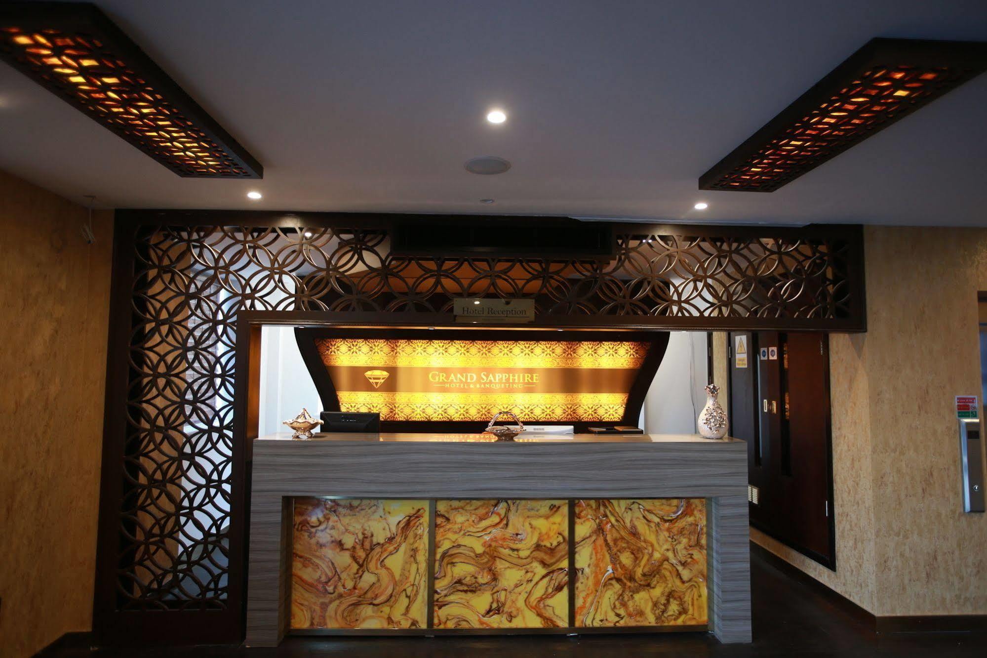 Grand Sapphire & Banqueting Hotel 3*